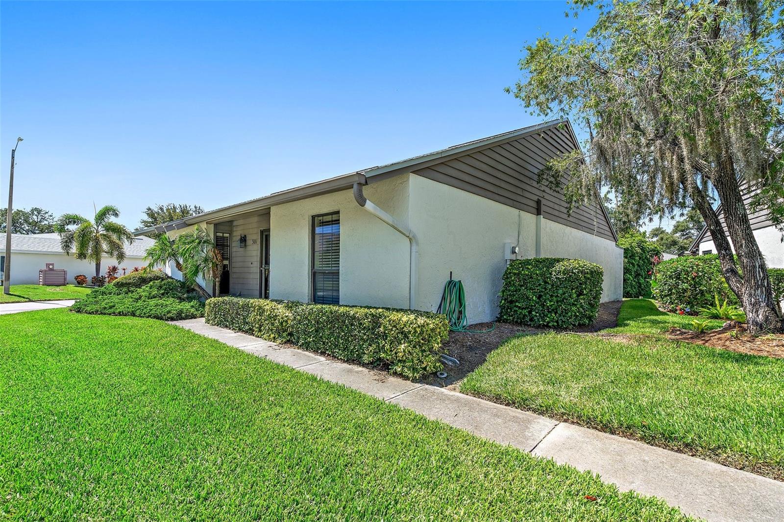 301 WINDRUSH LOOP, TARPON SPRINGS, FL, 34689