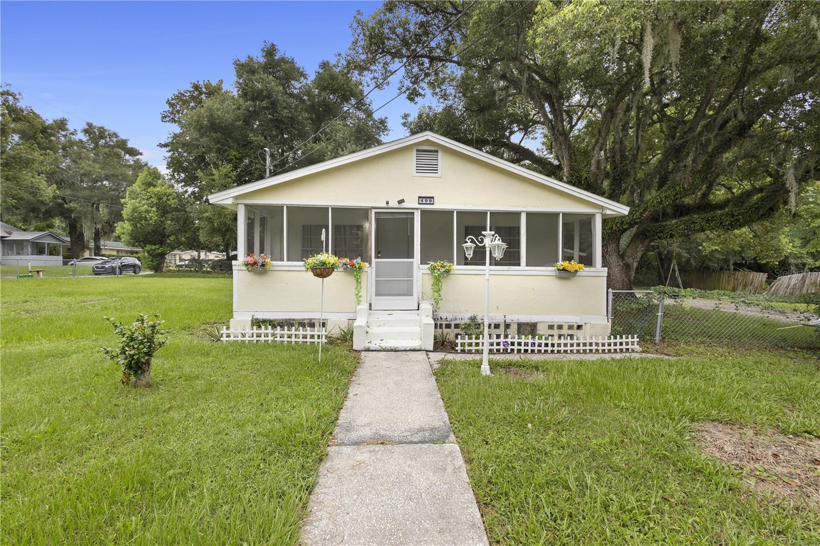 409 W BERESFORD AVE, DELAND, FL, 32720