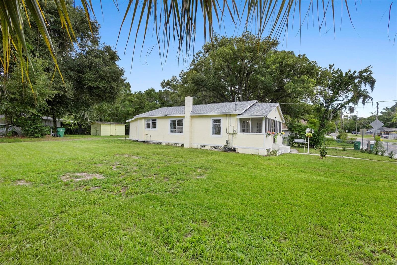 409 W BERESFORD AVE, DELAND, FL, 32720