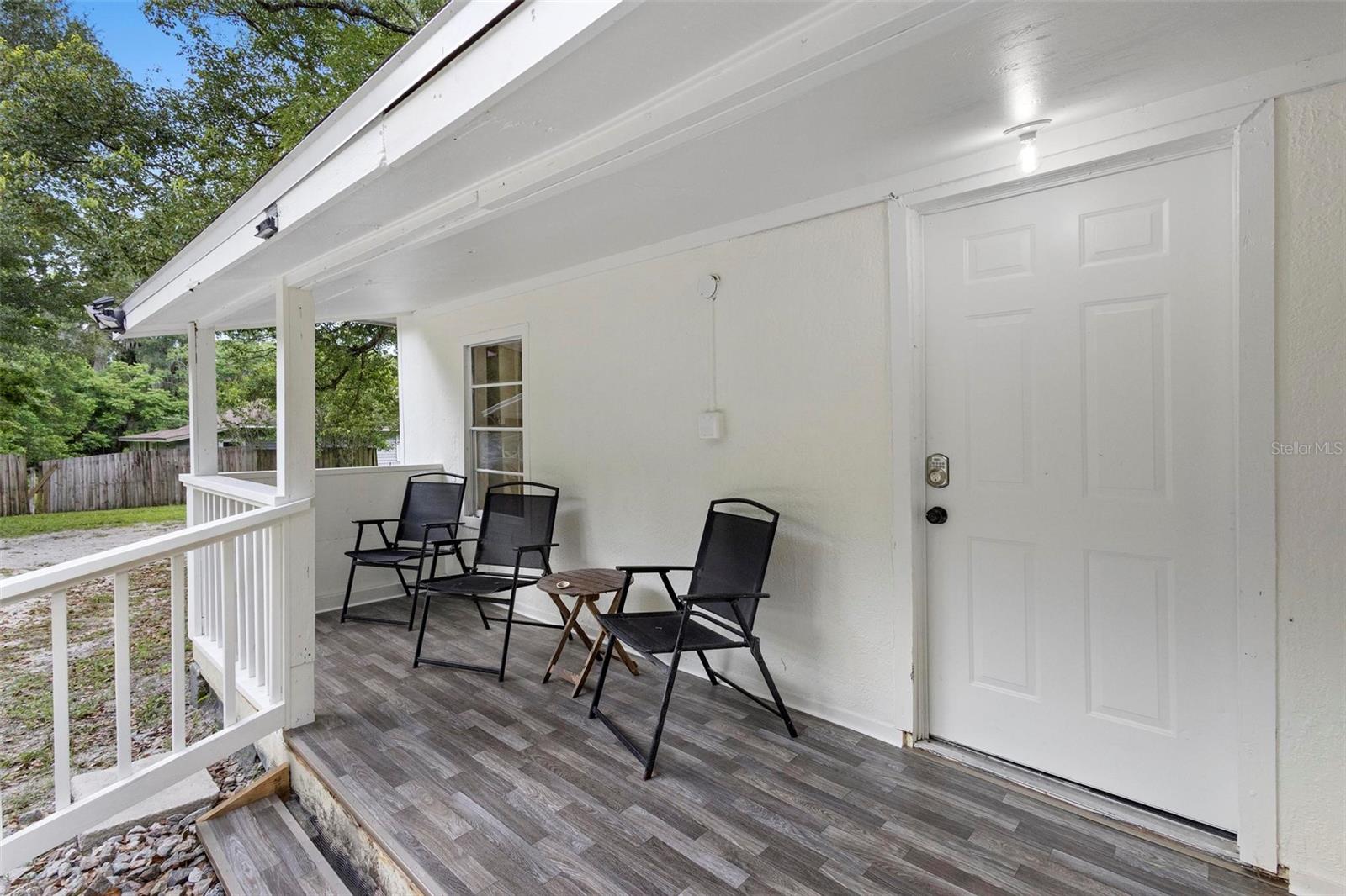 409 W BERESFORD AVE, DELAND, FL, 32720