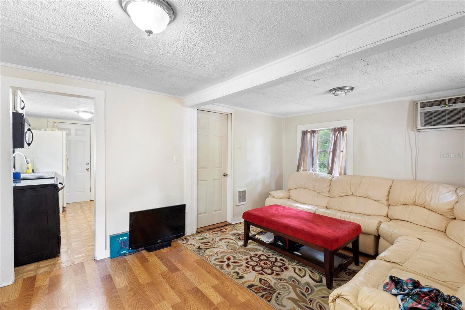 409 W BERESFORD AVE, DELAND, FL, 32720