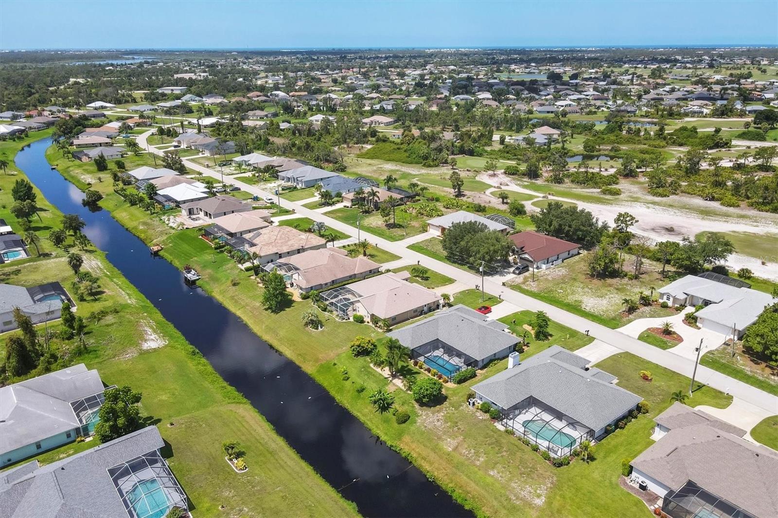 173 FAIRWAY RD, ROTONDA WEST, FL, 33947