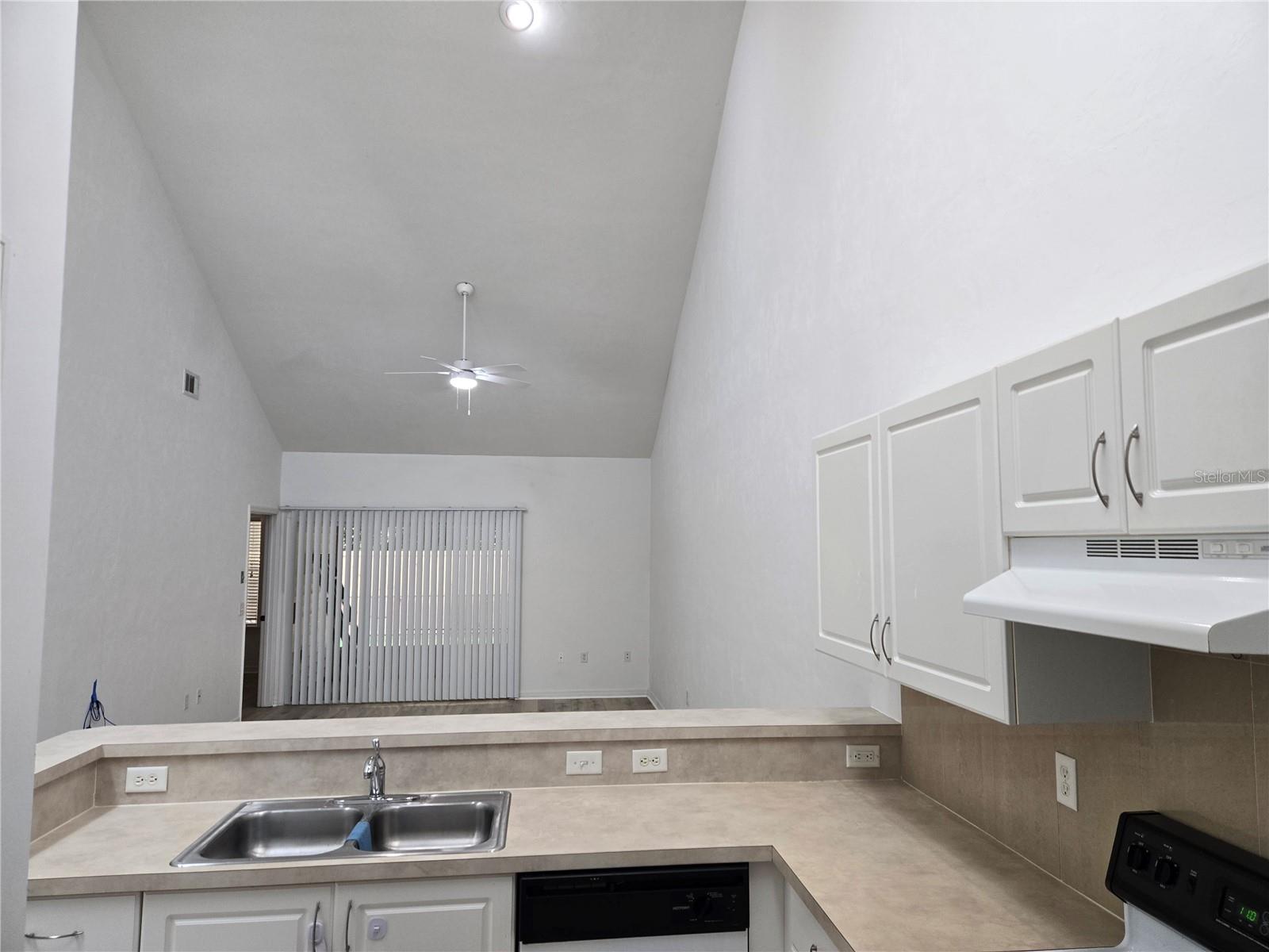 13200 W NEWBERRY RD #V120, NEWBERRY, FL, 32669