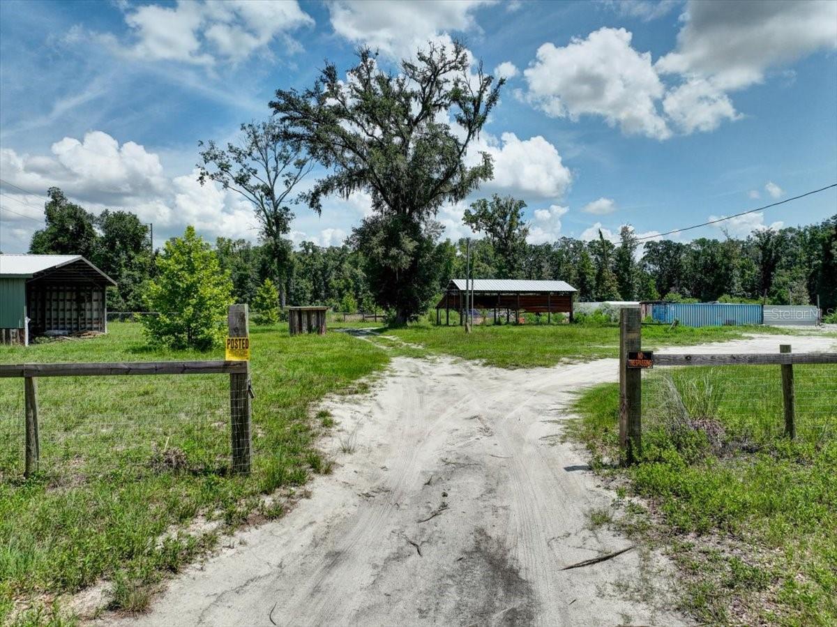 27 NE HWY 349, OLD TOWN, FL, 32680