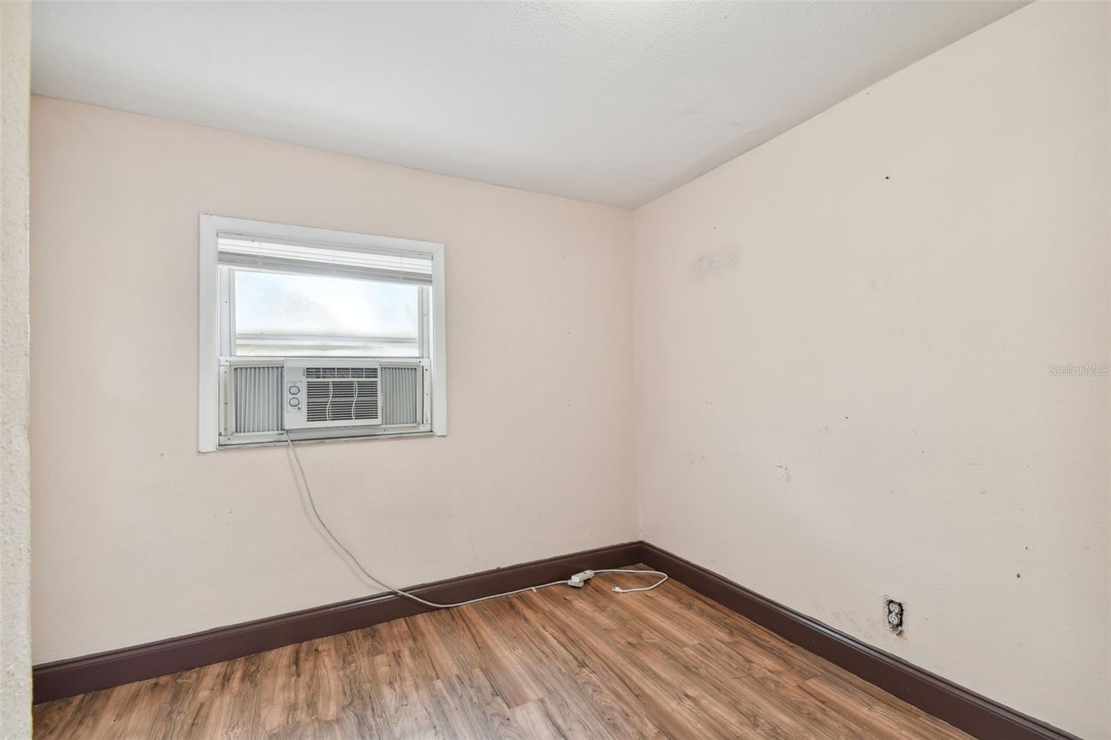 3209 ORIENT RD, TAMPA, FL, 33619