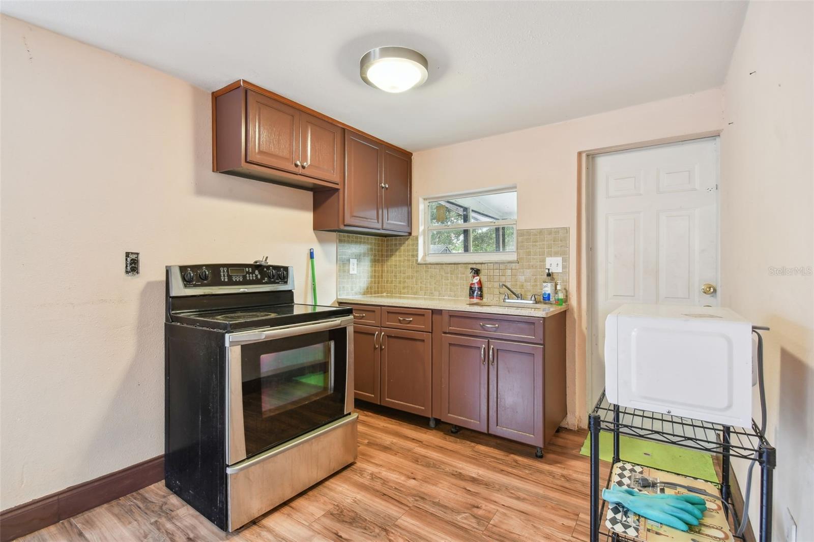 3209 ORIENT RD, TAMPA, FL, 33619