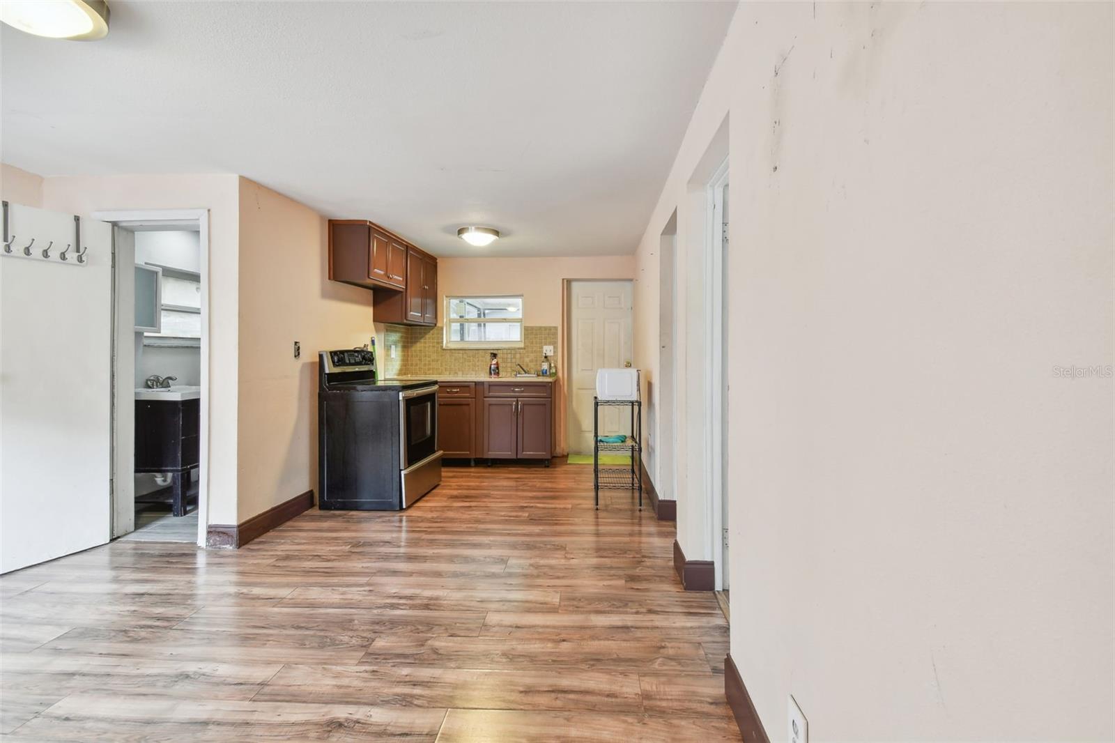 3209 ORIENT RD, TAMPA, FL, 33619