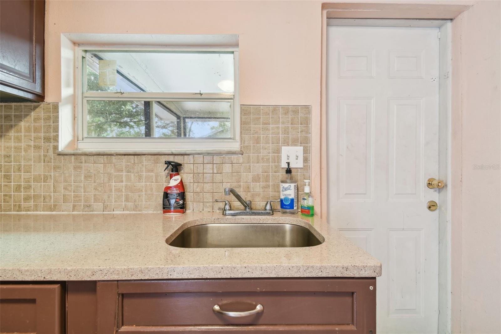 3209 ORIENT RD, TAMPA, FL, 33619