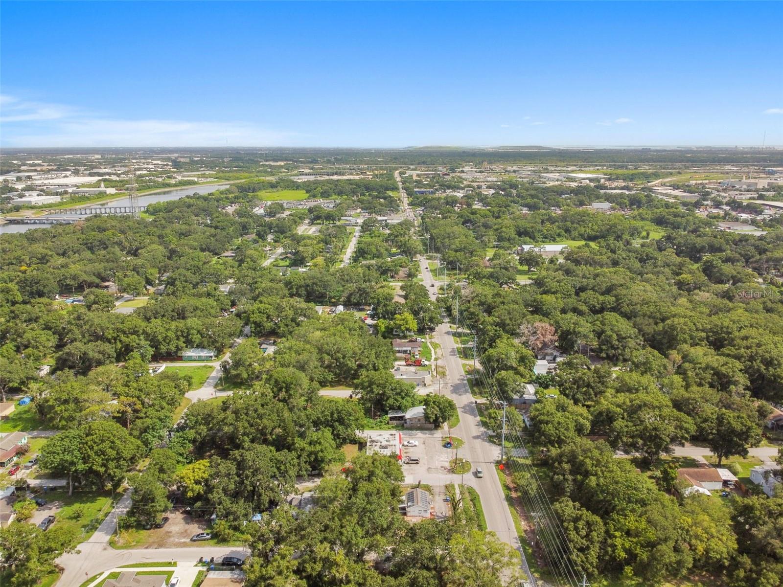 3209 ORIENT RD, TAMPA, FL, 33619