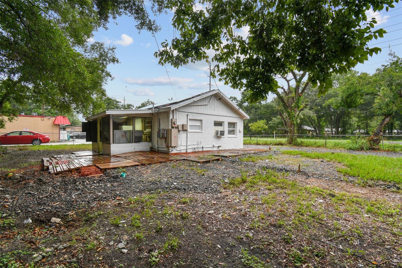 3209 ORIENT RD, TAMPA, FL, 33619