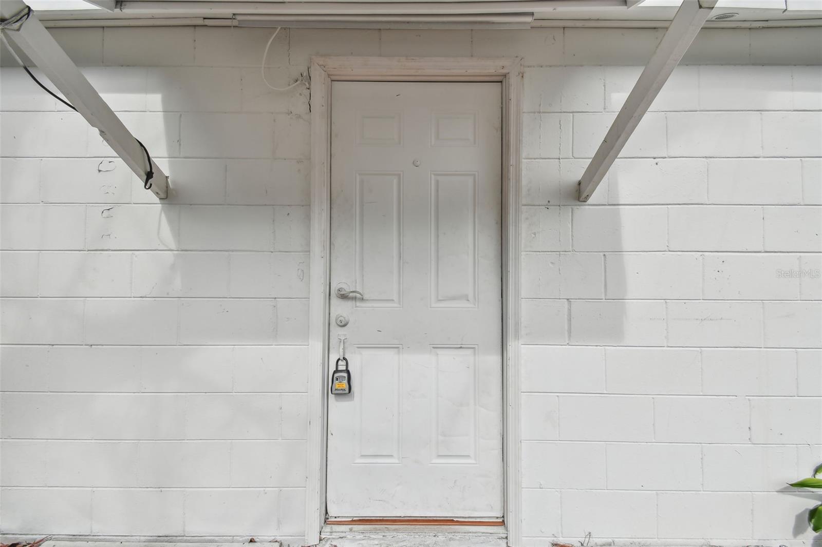 3209 ORIENT RD, TAMPA, FL, 33619