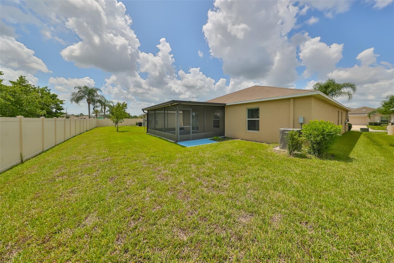 16903 PEACEFUL VALLEY DR, WIMAUMA, FL, 33598
