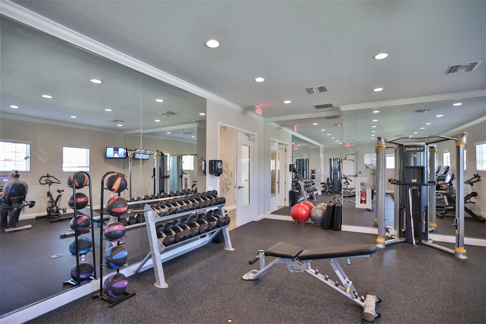 16903 PEACEFUL VALLEY DR, WIMAUMA, FL, 33598