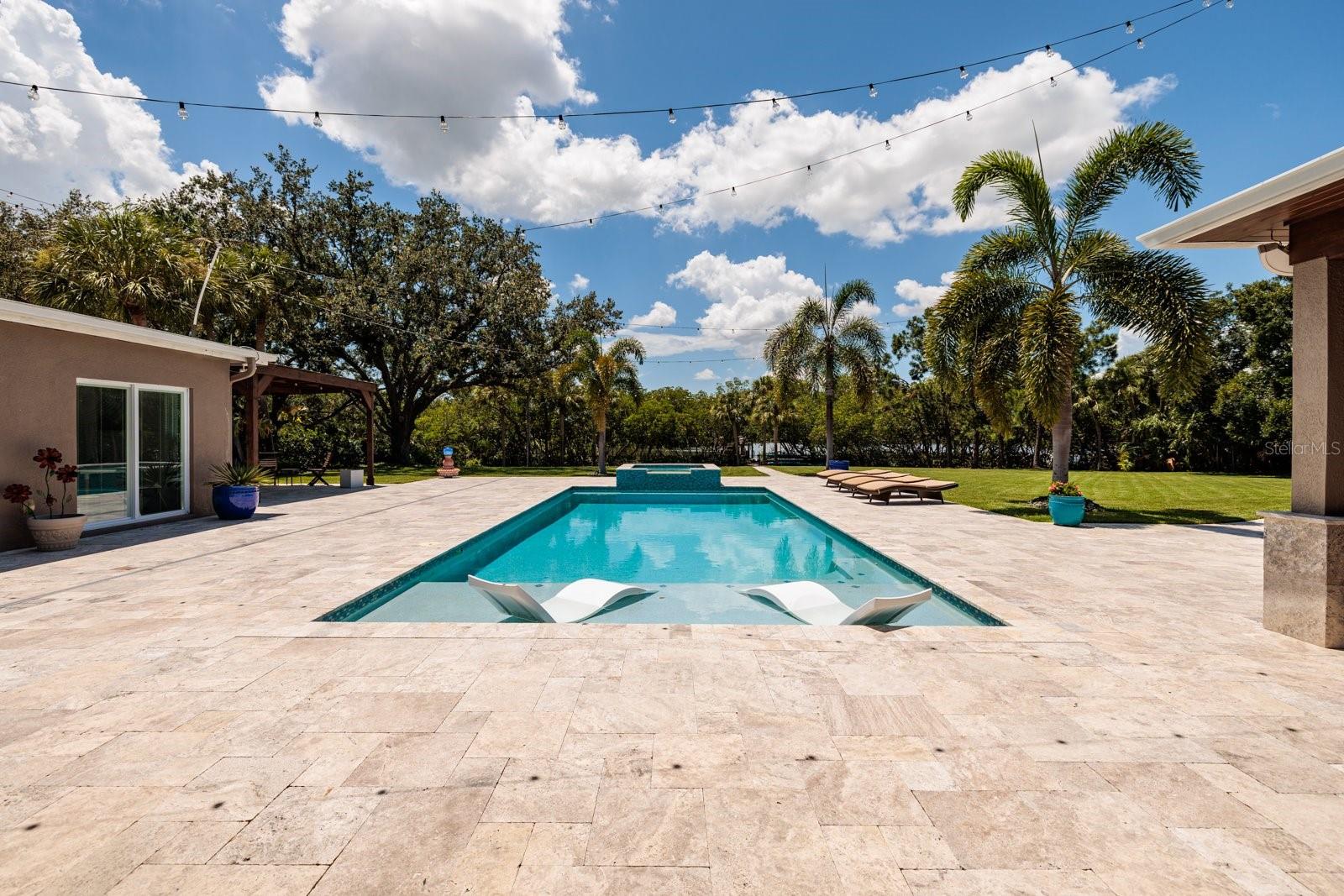 7400 14TH ST NE, ST PETERSBURG, FL, 33702