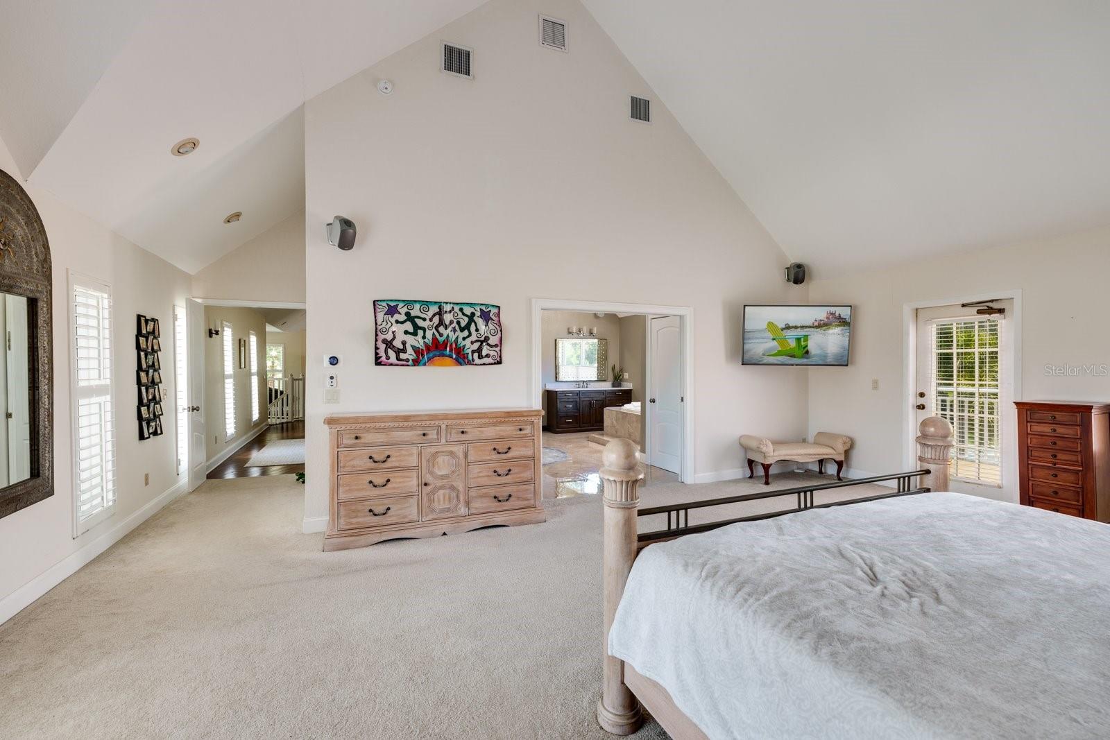 7400 14TH ST NE, ST PETERSBURG, FL, 33702