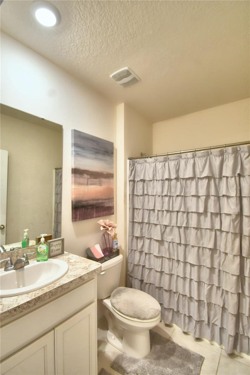 693 SQUIRES GROVE DR, WINTER HAVEN, FL, 33880