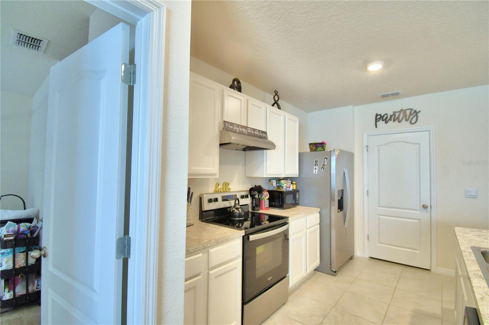 693 SQUIRES GROVE DR, WINTER HAVEN, FL, 33880