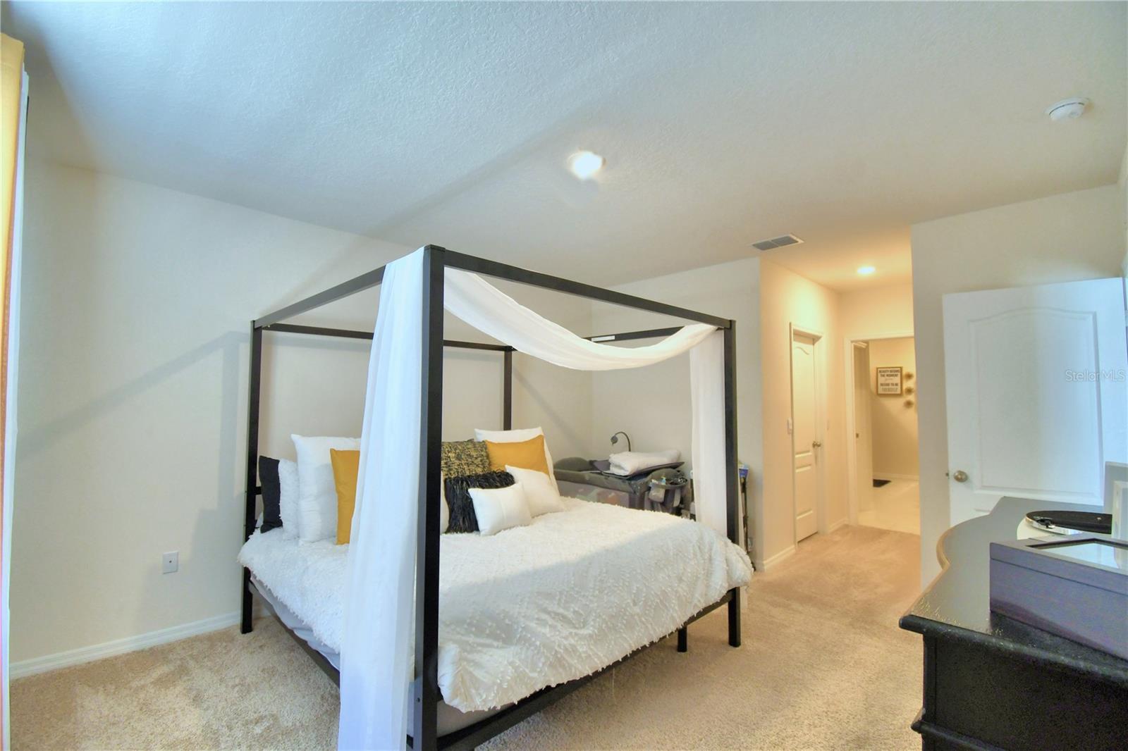 693 SQUIRES GROVE DR, WINTER HAVEN, FL, 33880