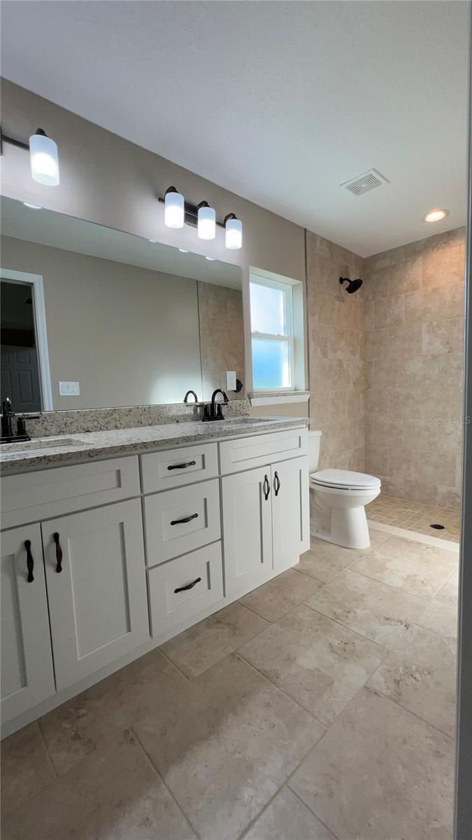 24 SEQUOIA DRIVE LN, OCKLAWAHA, FL, 32179