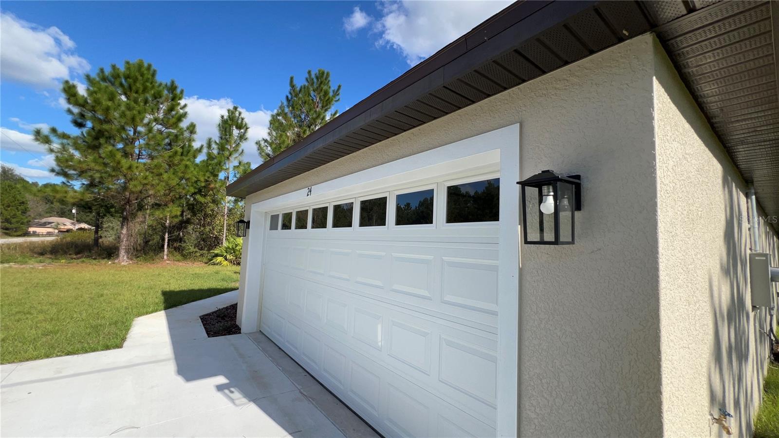 24 SEQUOIA DRIVE LN, OCKLAWAHA, FL, 32179