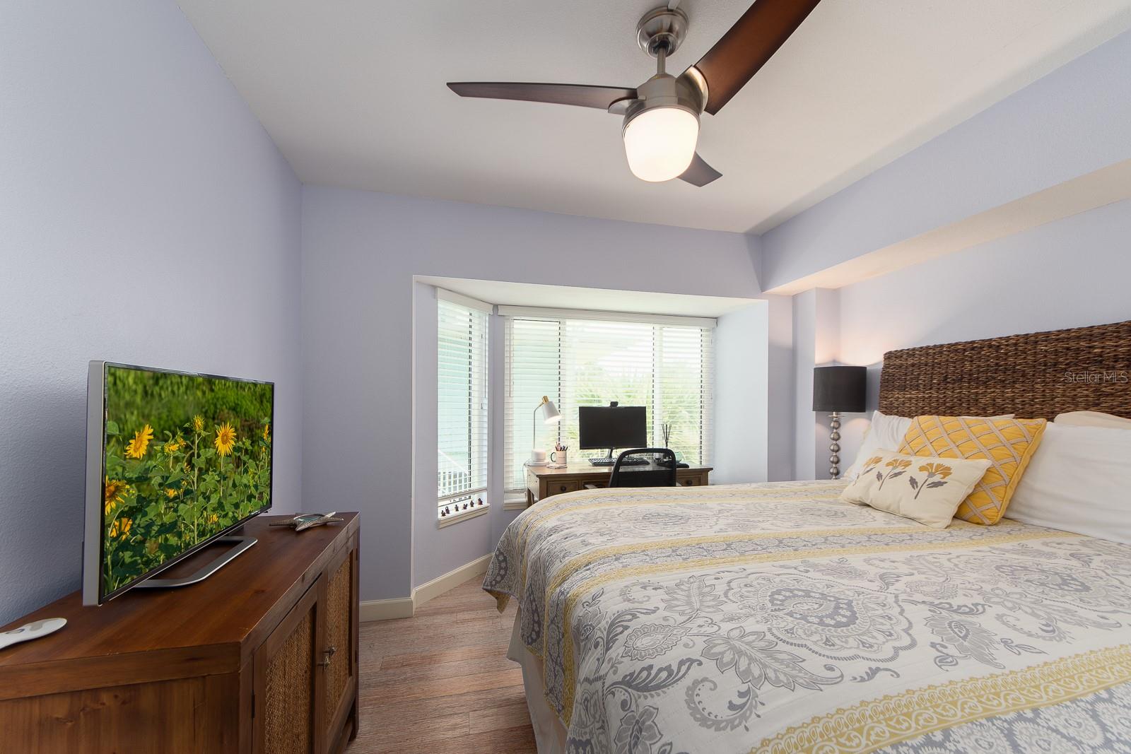 19106 GULF BLVD #102, INDIAN SHORES, FL, 33785