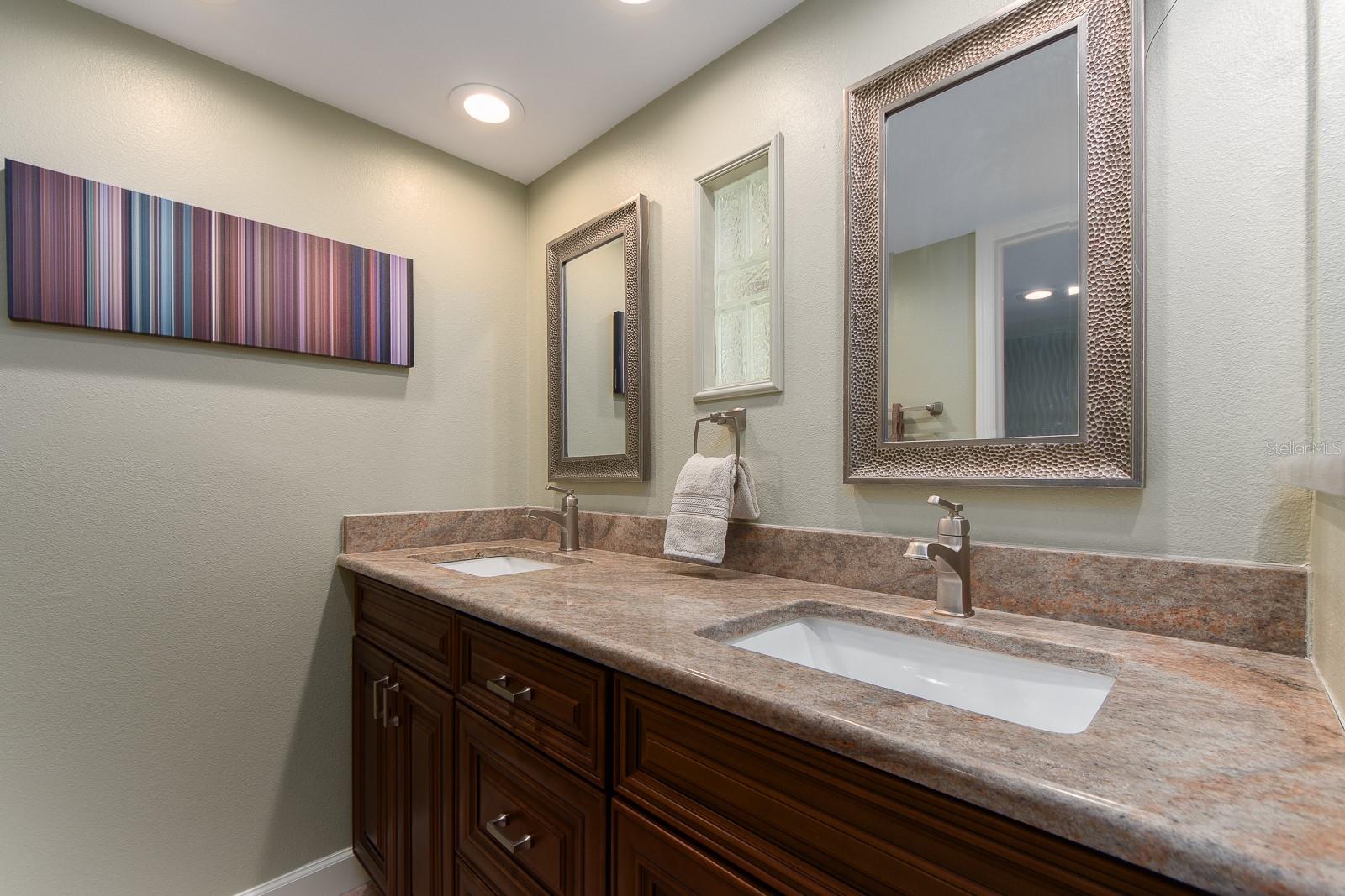 19106 GULF BLVD #102, INDIAN SHORES, FL, 33785