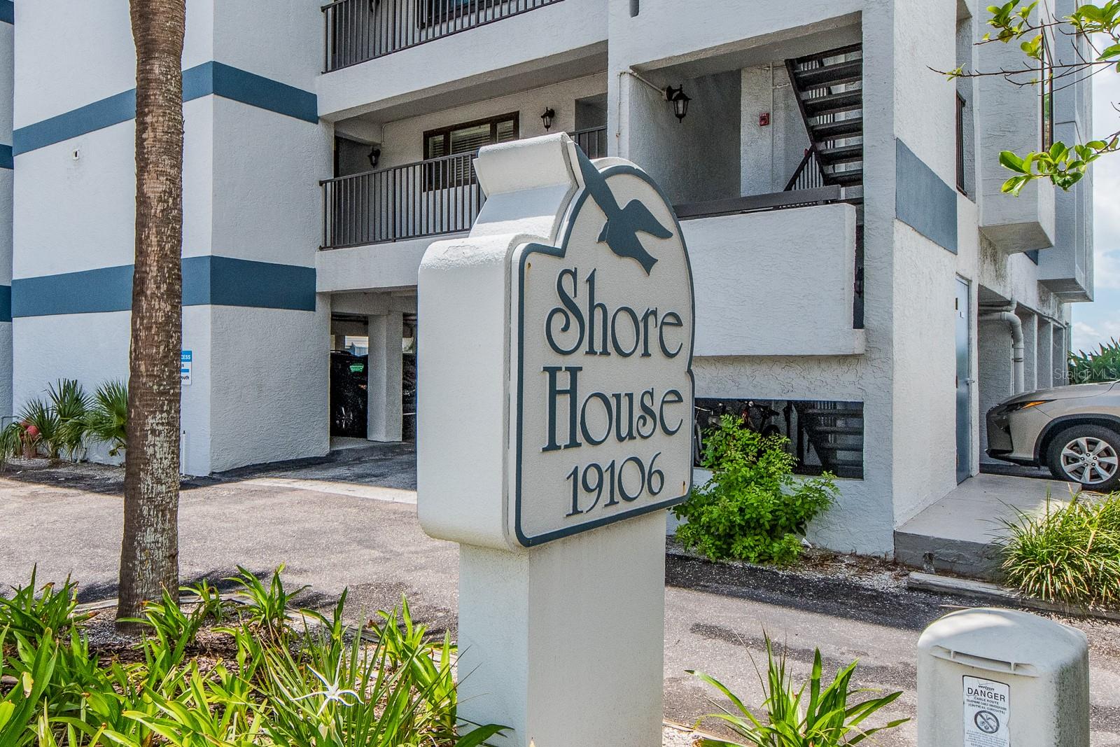 19106 GULF BLVD #102, INDIAN SHORES, FL, 33785