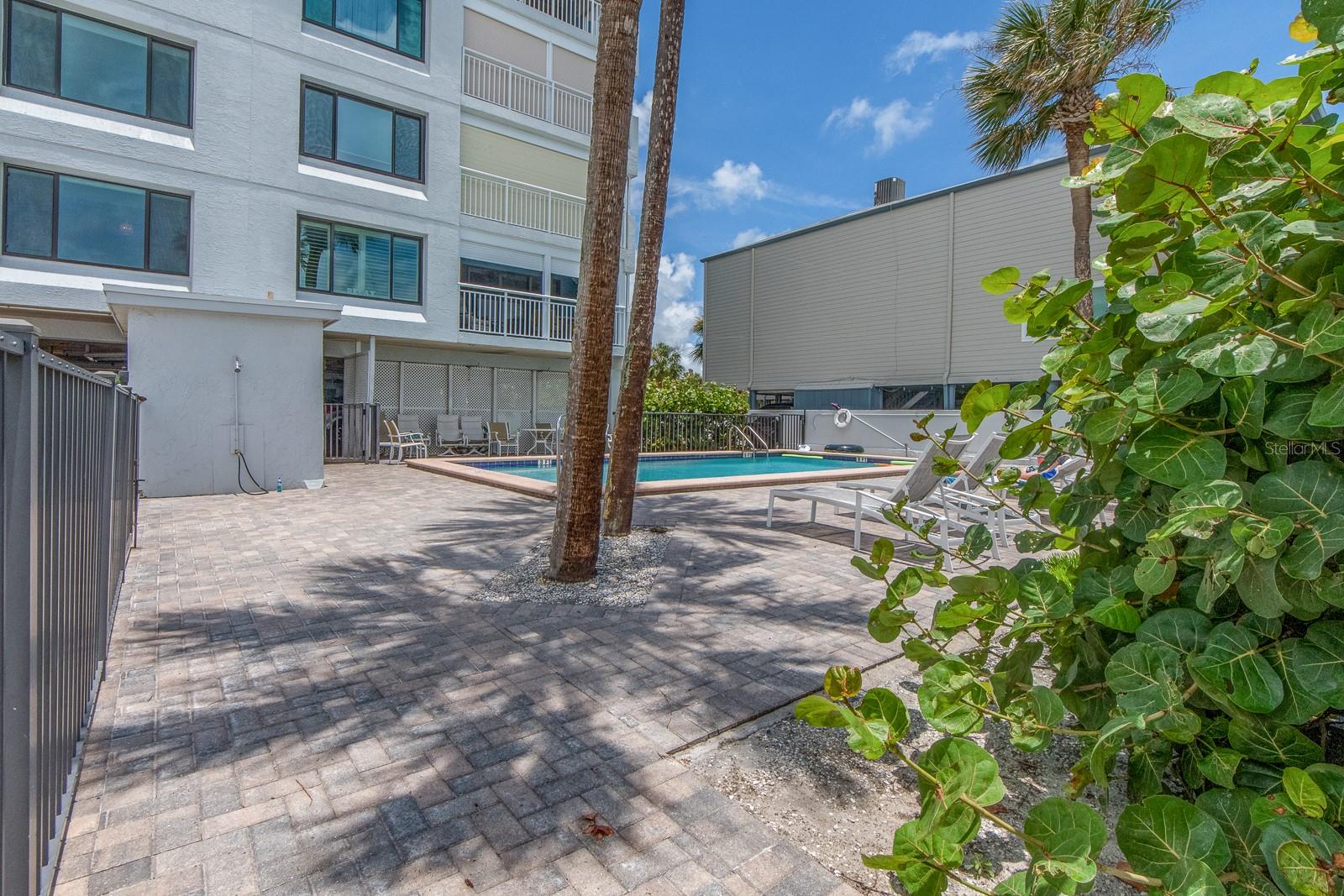 19106 GULF BLVD #102, INDIAN SHORES, FL, 33785