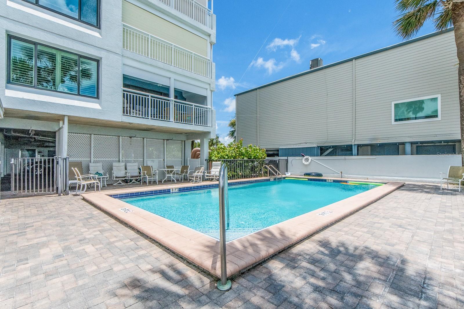 19106 GULF BLVD #102, INDIAN SHORES, FL, 33785