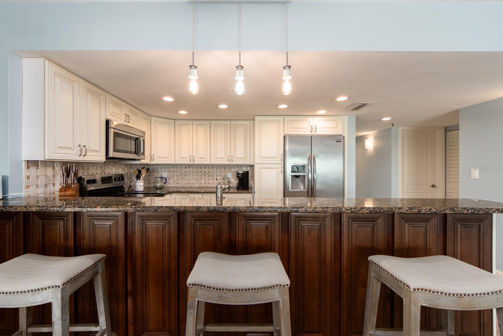 19106 GULF BLVD #102, INDIAN SHORES, FL, 33785