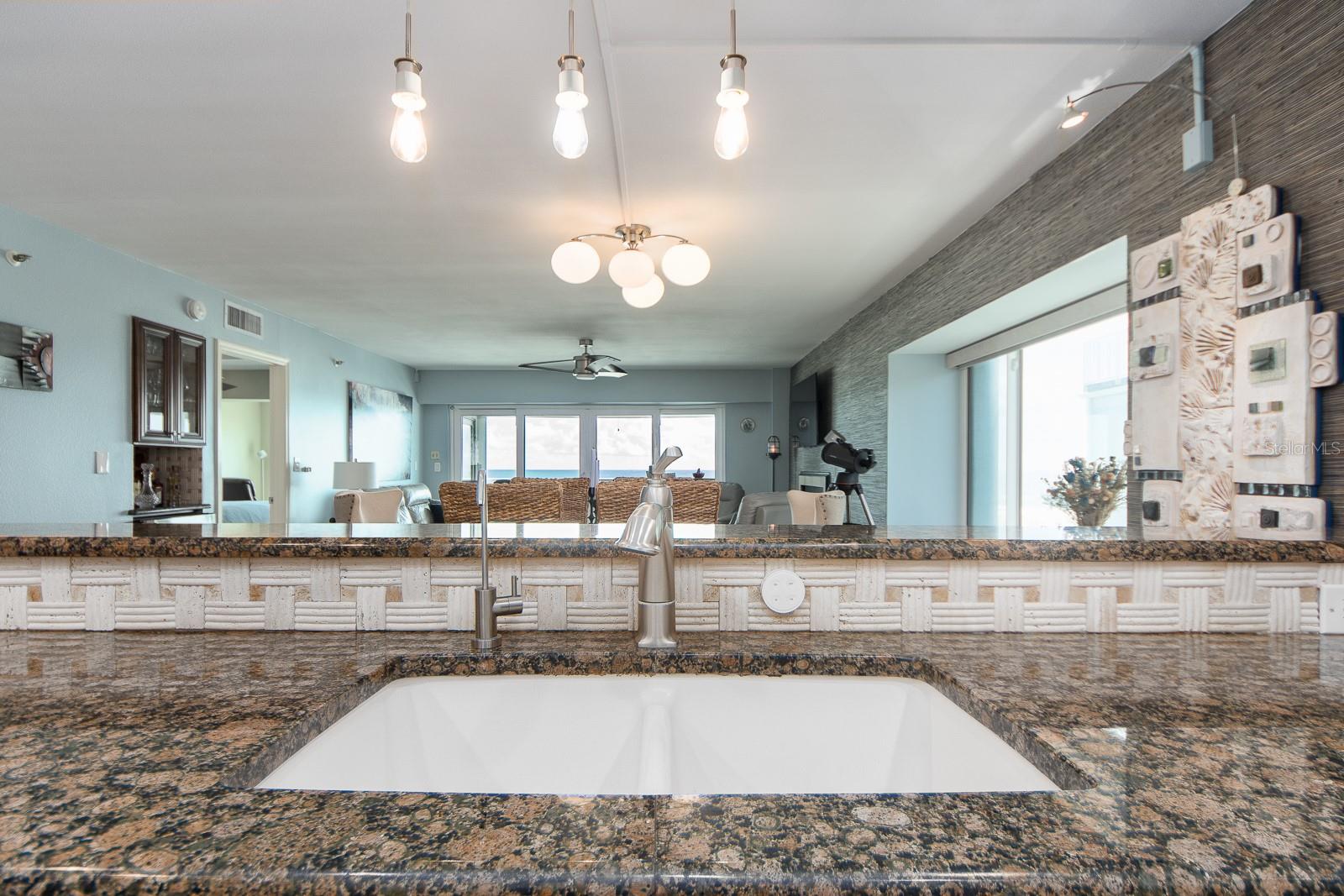 19106 GULF BLVD #102, INDIAN SHORES, FL, 33785
