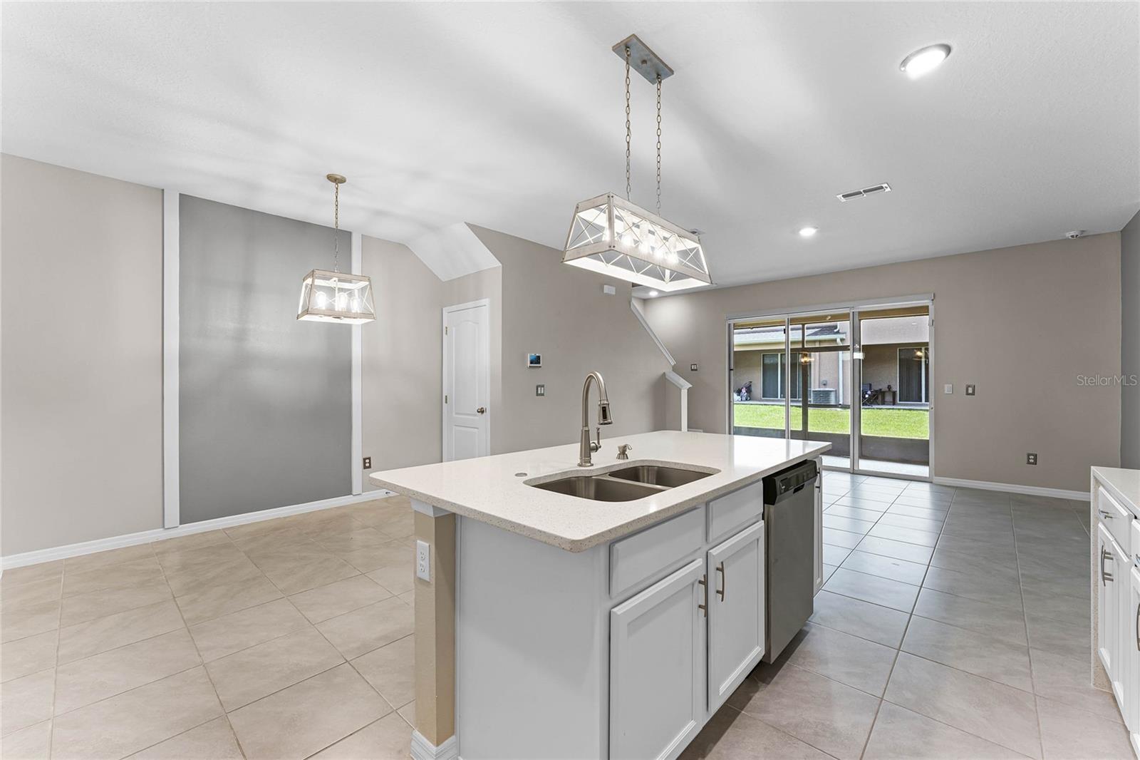 1236 YELLOW FINCH DR, DAVENPORT, FL, 33837