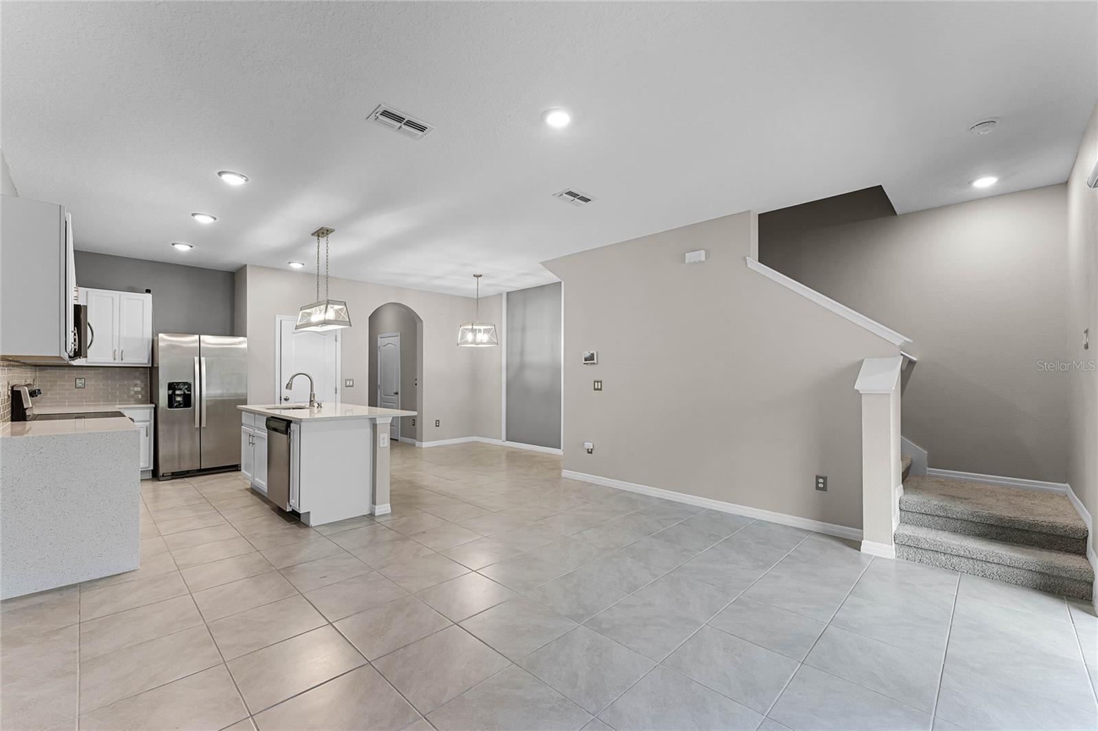 1236 YELLOW FINCH DR, DAVENPORT, FL, 33837