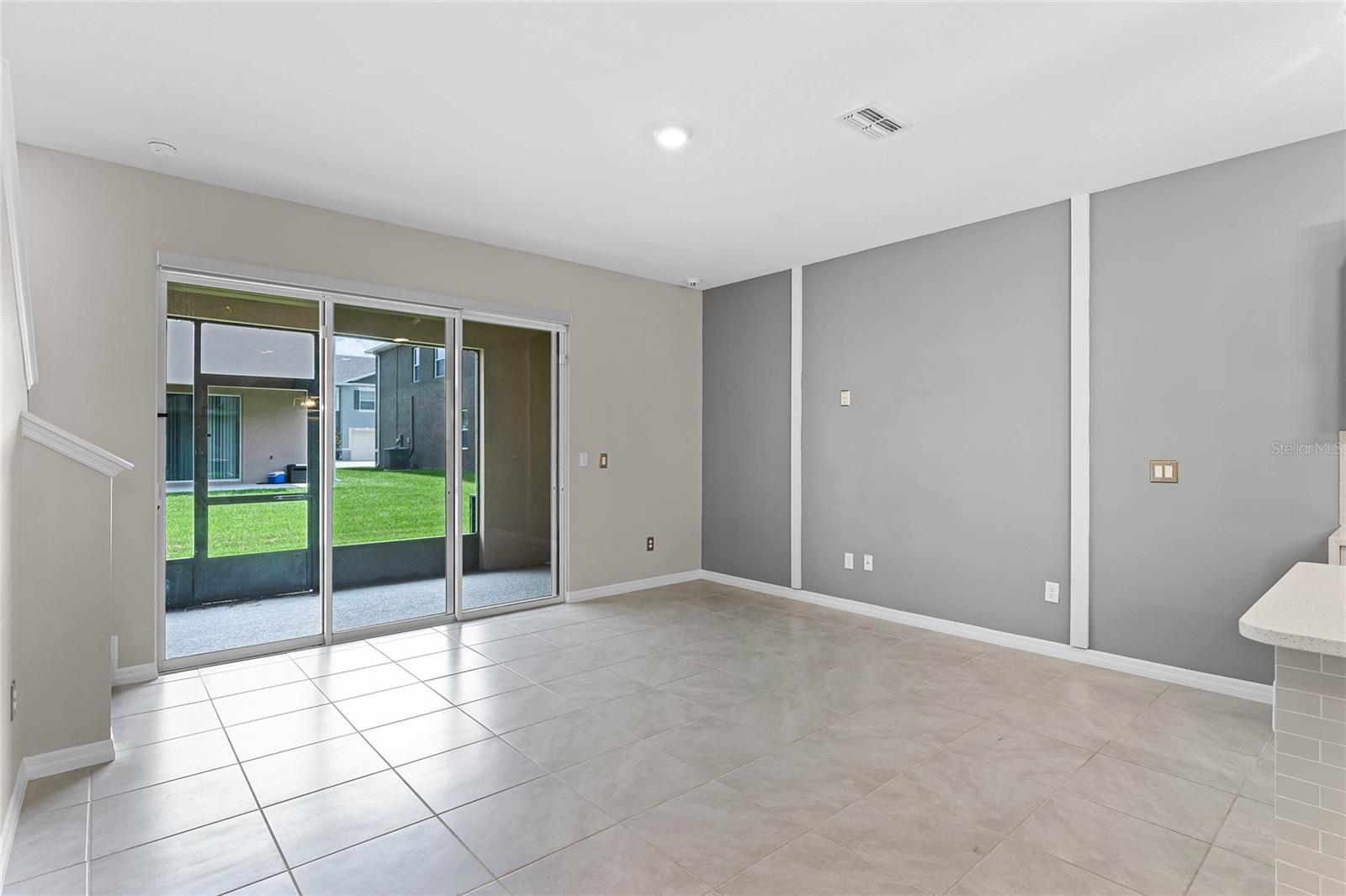 1236 YELLOW FINCH DR, DAVENPORT, FL, 33837