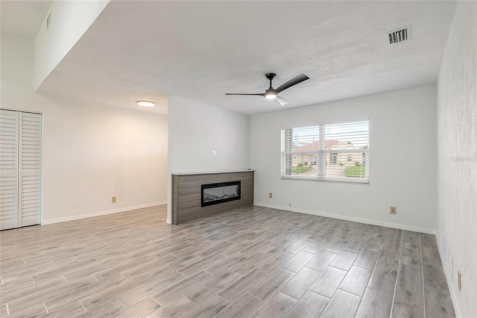24 SEA GULL DR, ORMOND BEACH, FL, 32176
