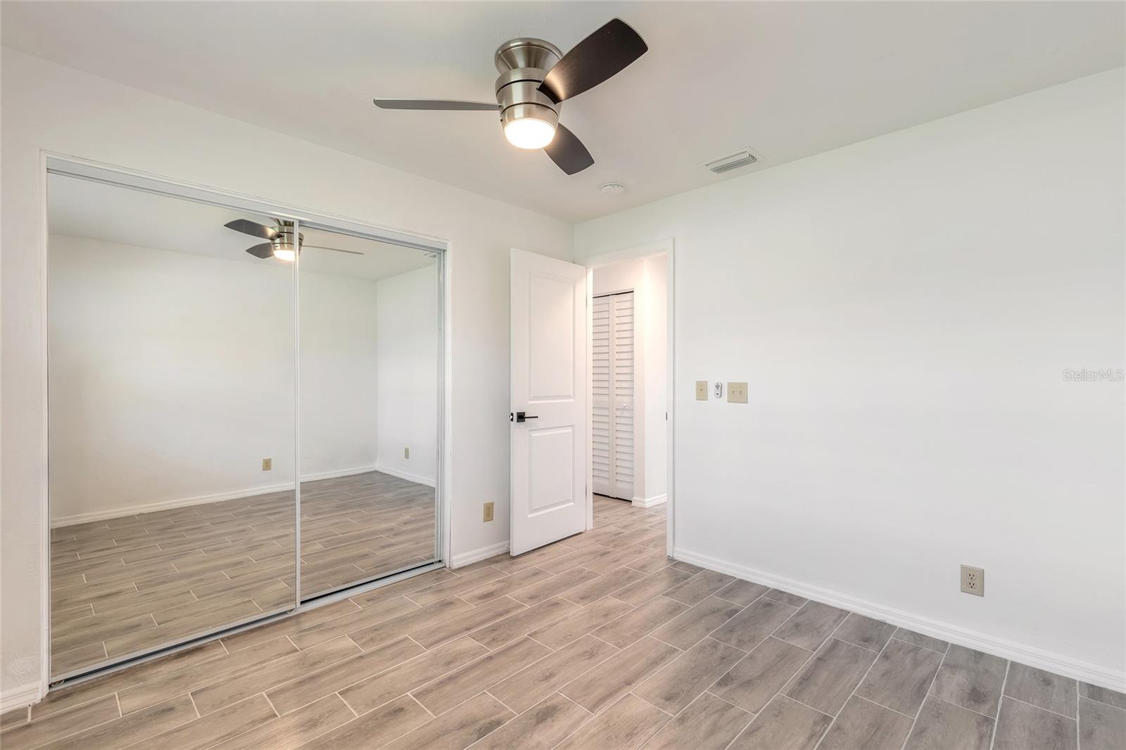24 SEA GULL DR, ORMOND BEACH, FL, 32176