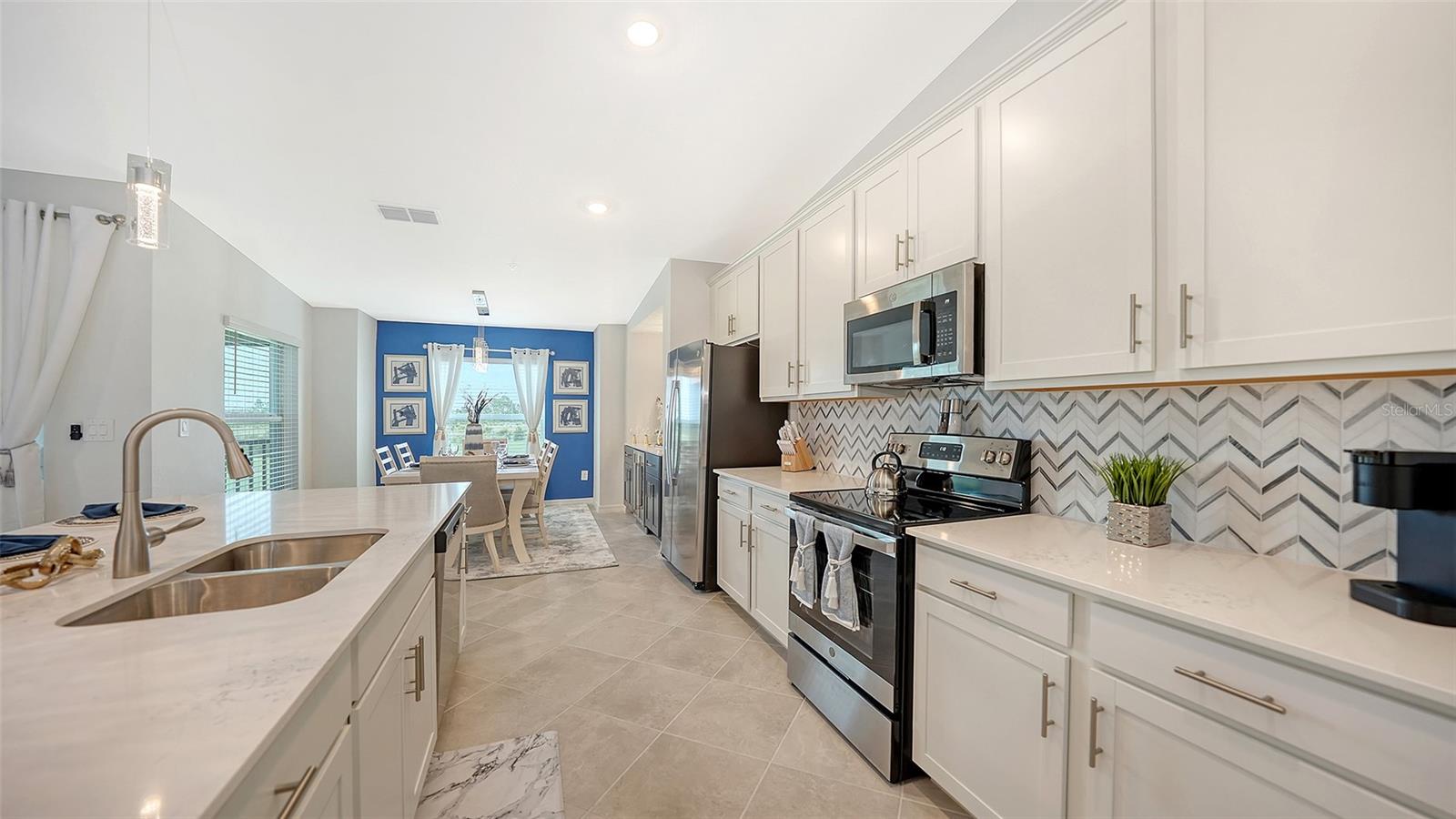 12550 GALAPAGOS CT #205, VENICE, FL, 34293