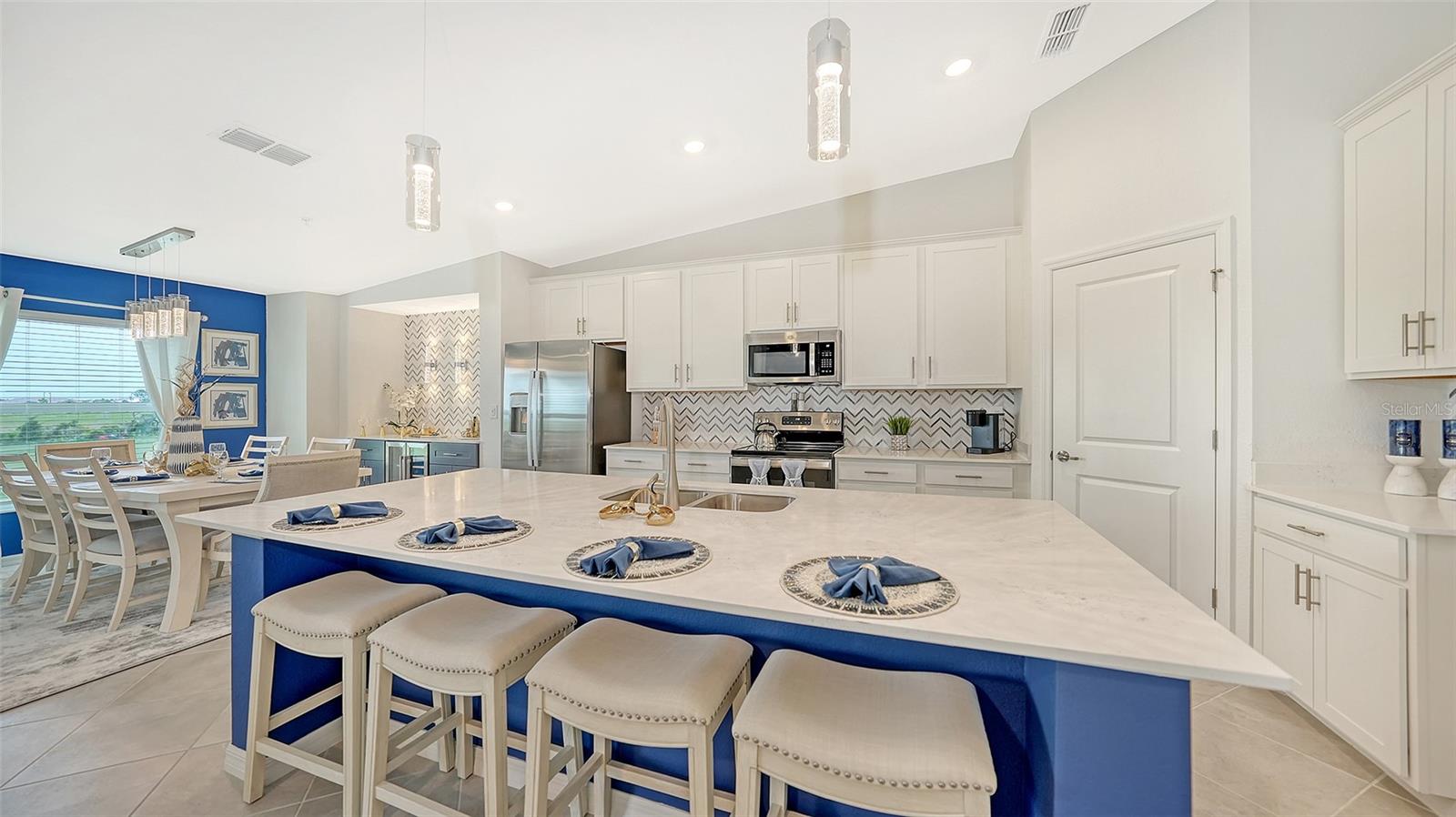 12550 GALAPAGOS CT #205, VENICE, FL, 34293
