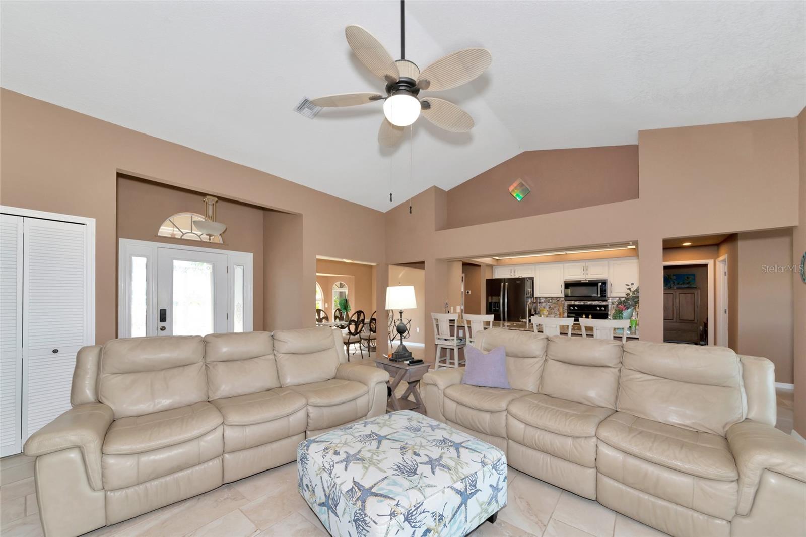 15564 RUSTON CIR, PORT CHARLOTTE, FL, 33981