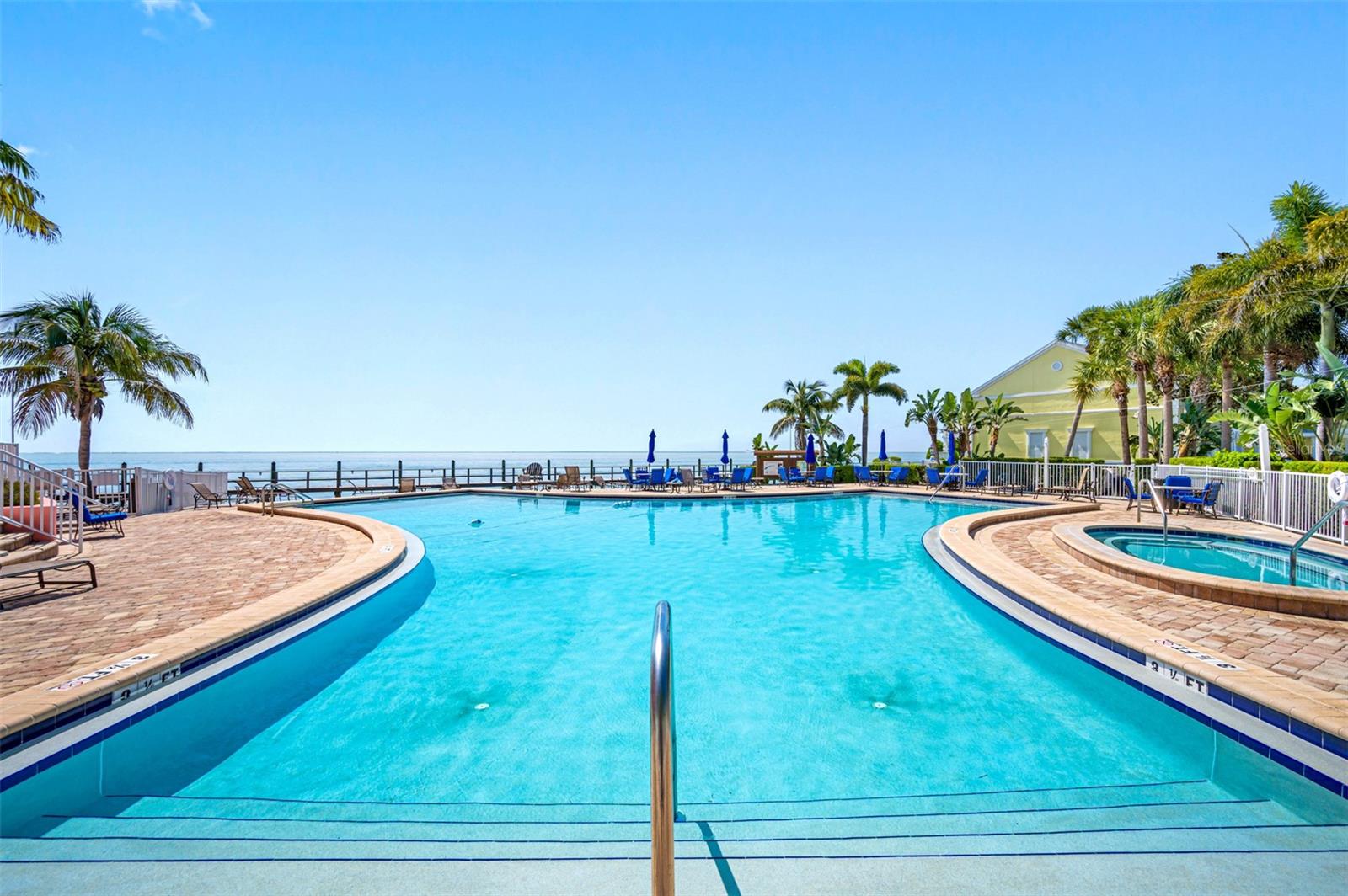 4770 BEACH DR SE #C, ST PETERSBURG, FL, 33705