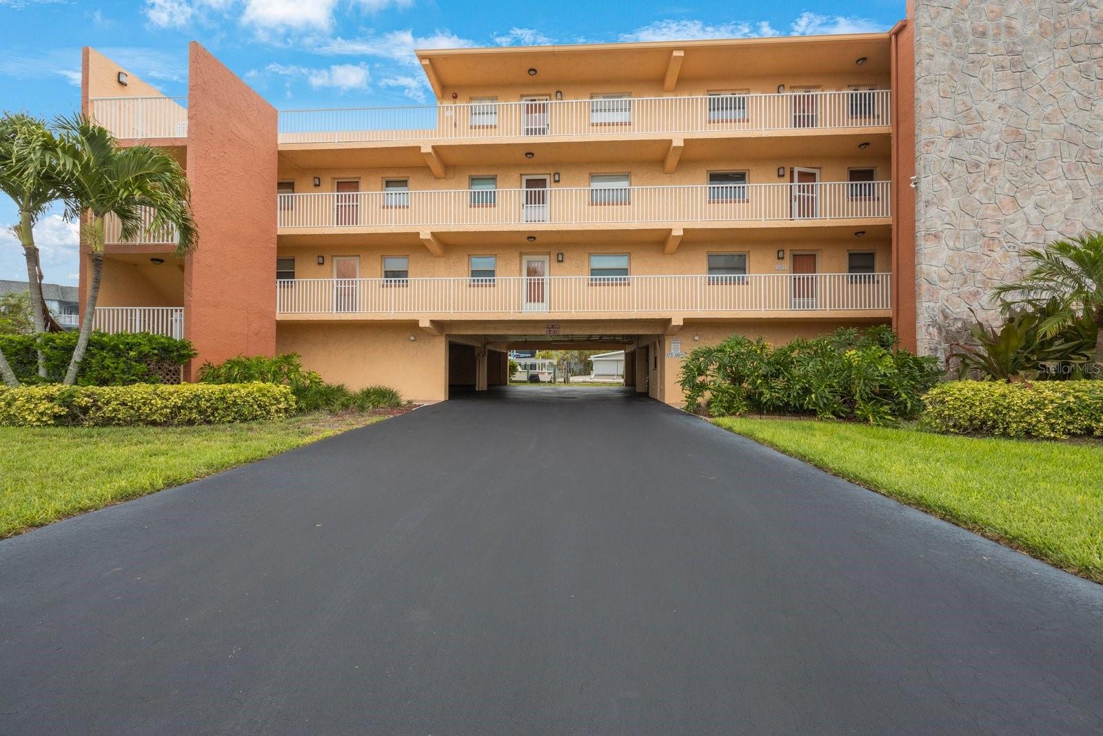 175 116TH AVE #102, TREASURE ISLAND, FL, 33706