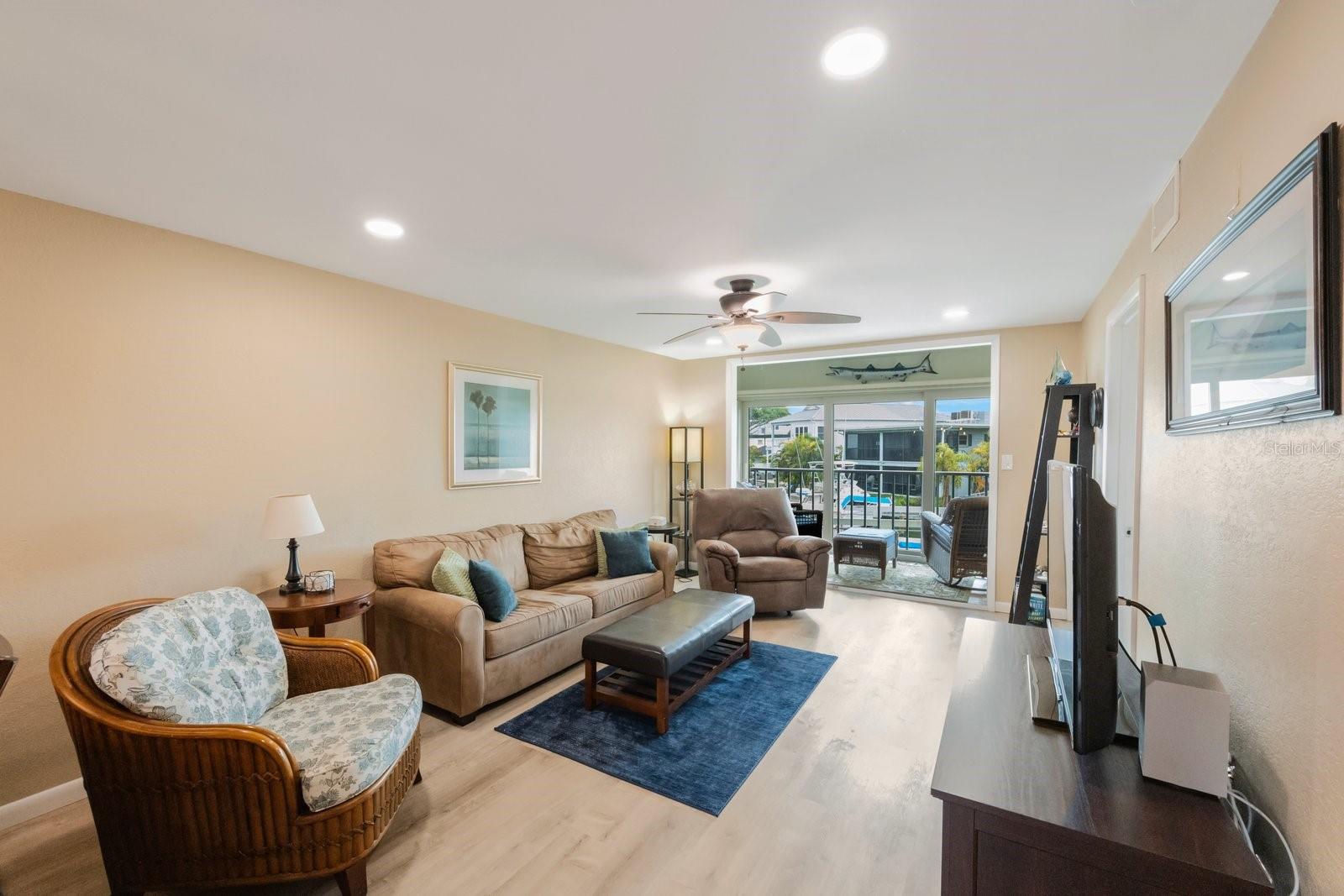 175 116TH AVE #102, TREASURE ISLAND, FL, 33706