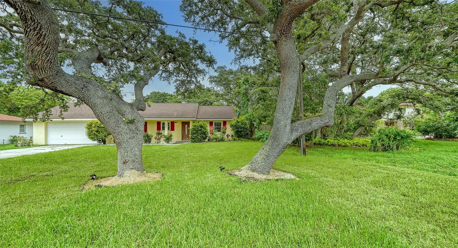 8245 LONGBAY BLVD, SARASOTA, FL, 34243