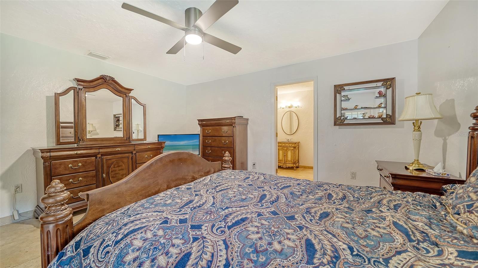 8245 LONGBAY BLVD, SARASOTA, FL, 34243