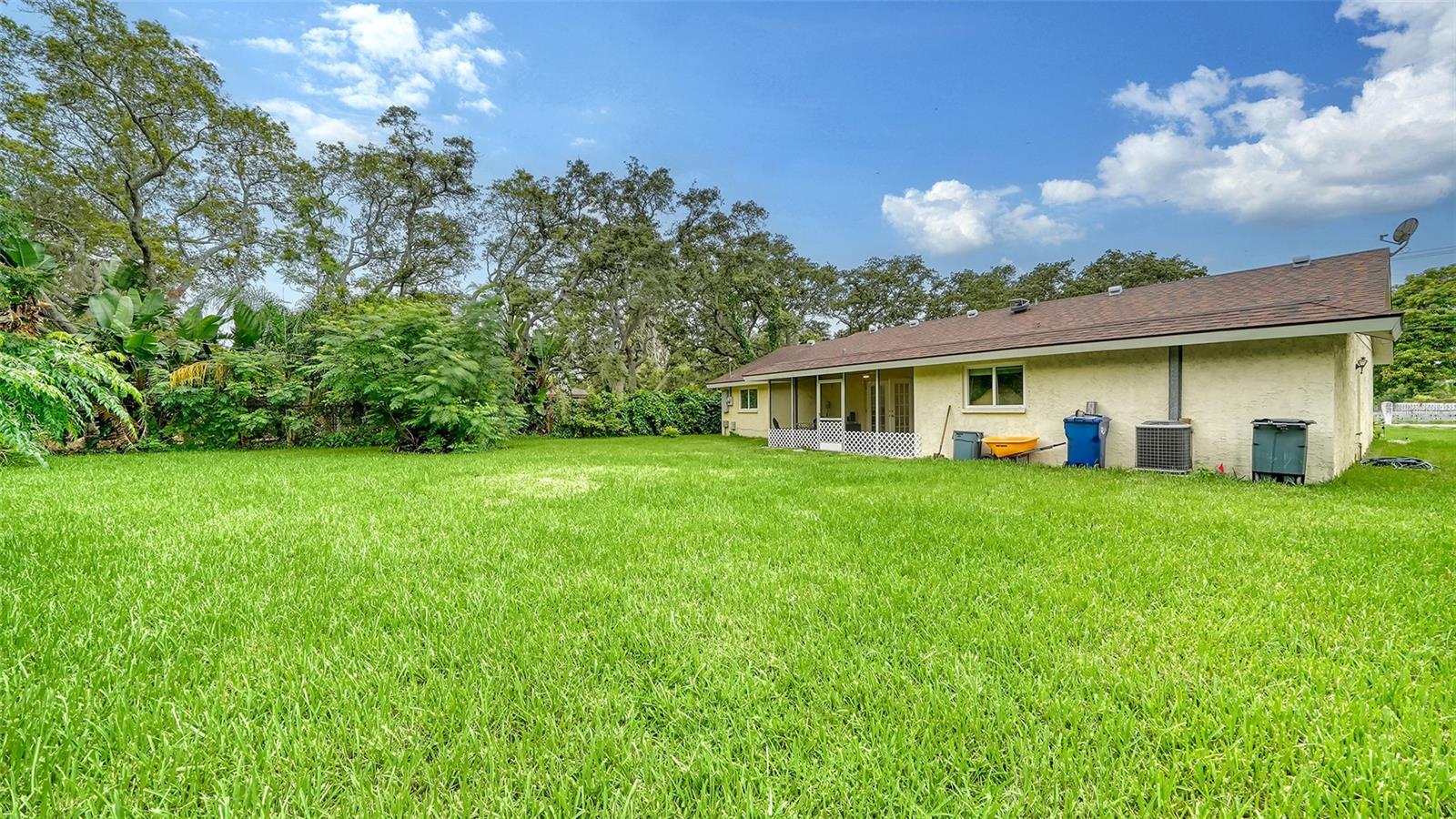 8245 LONGBAY BLVD, SARASOTA, FL, 34243