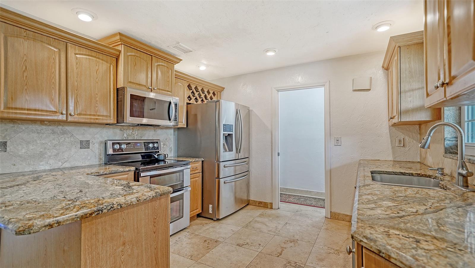 8245 LONGBAY BLVD, SARASOTA, FL, 34243