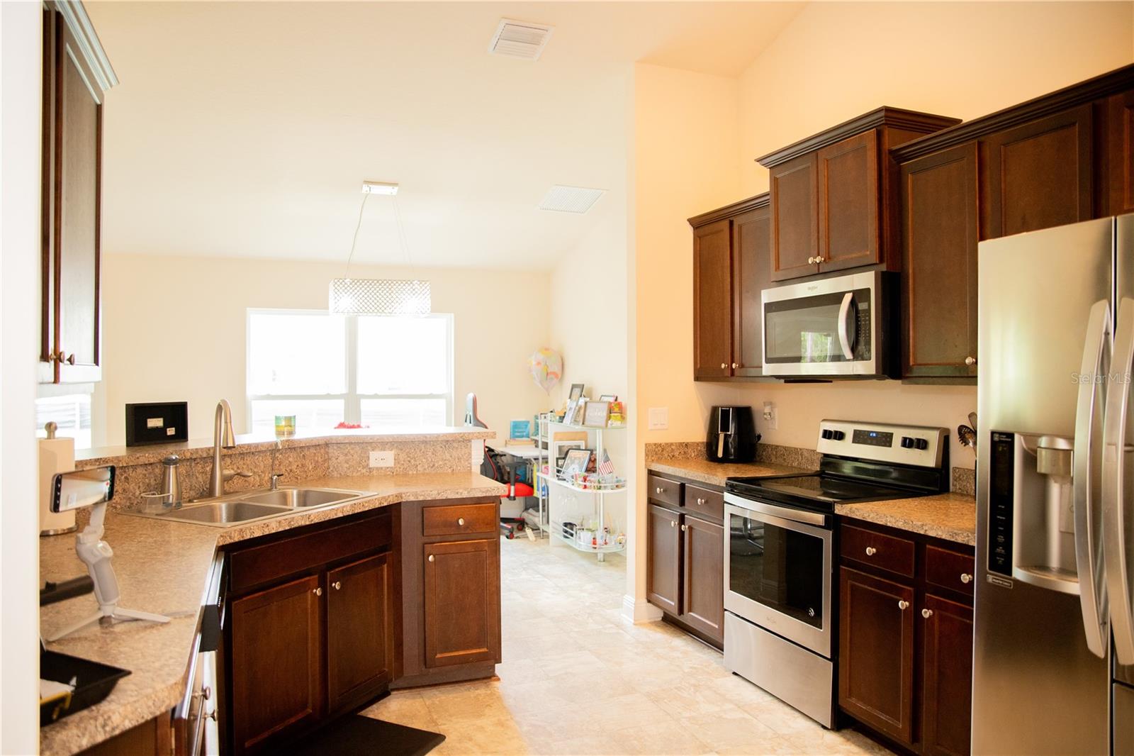 210 NW KRASSNER DR, PALM BAY, FL, 32907