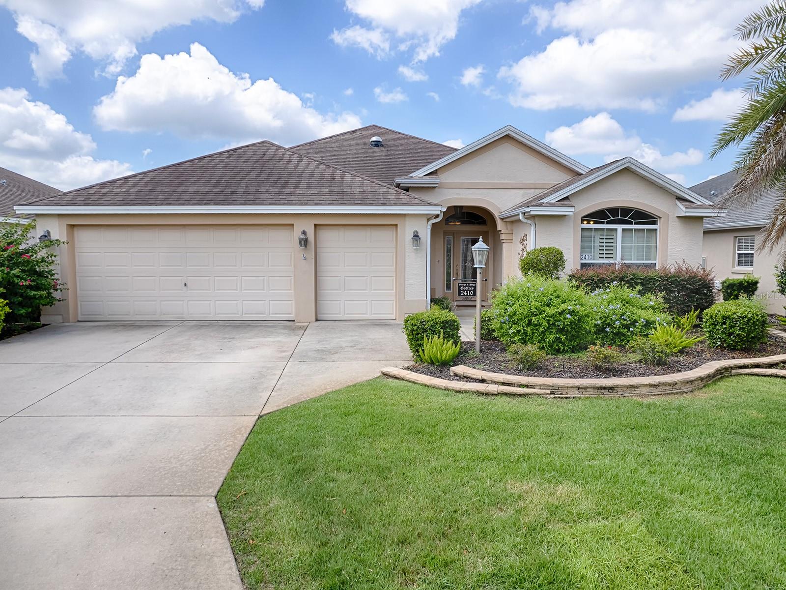 2410 LITTLE MOUNTAIN LOOP, THE VILLAGES, FL, 32162