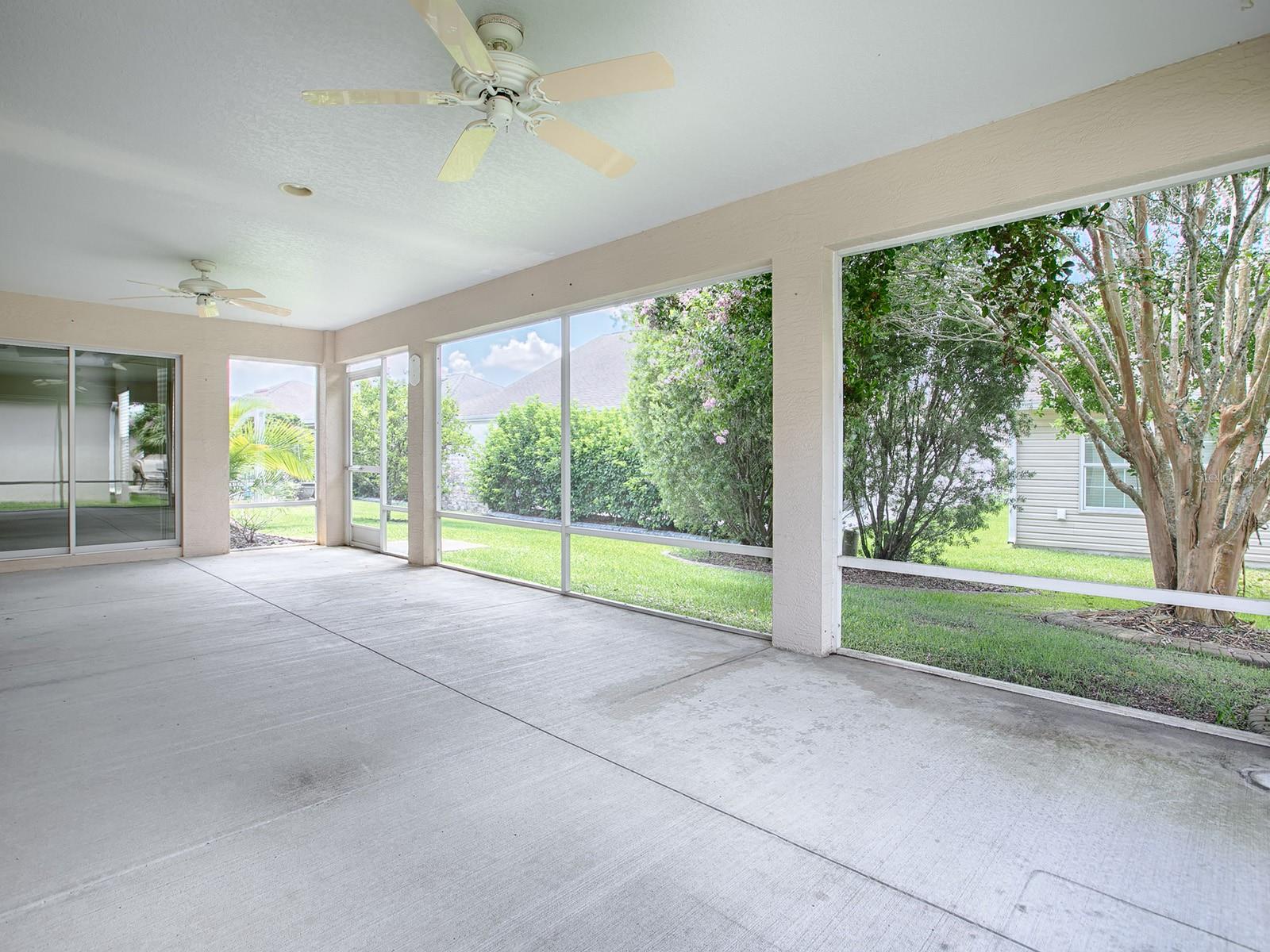 2410 LITTLE MOUNTAIN LOOP, THE VILLAGES, FL, 32162
