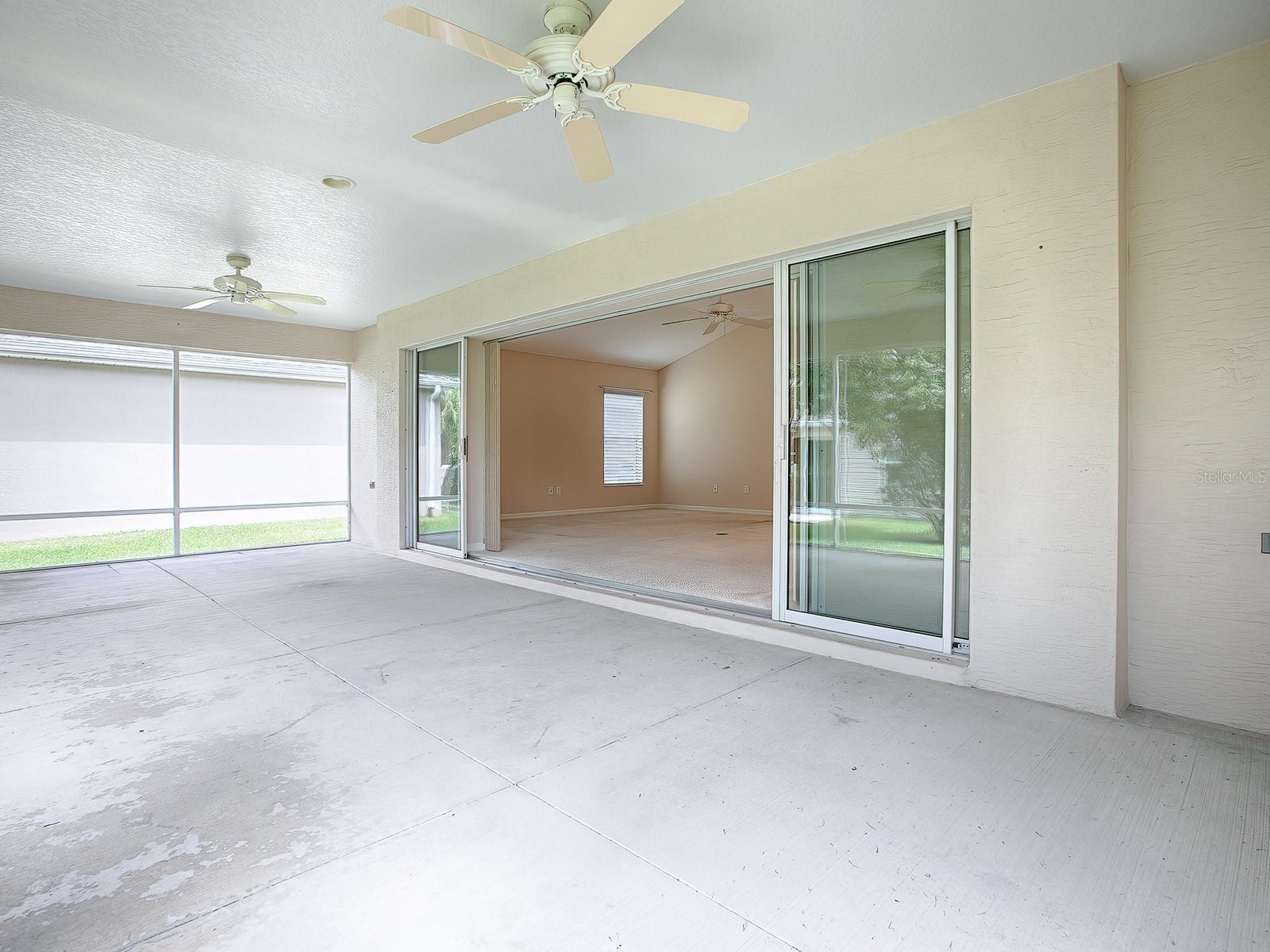 2410 LITTLE MOUNTAIN LOOP, THE VILLAGES, FL, 32162